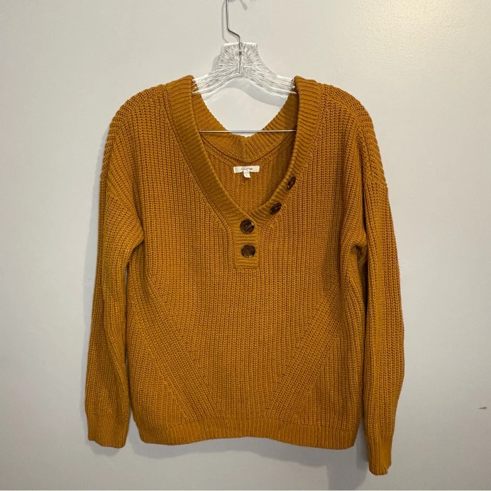 Maurice’s Women’s Sweater Large Mustard Brown Button Detail V-Neck Ribbed Comfy